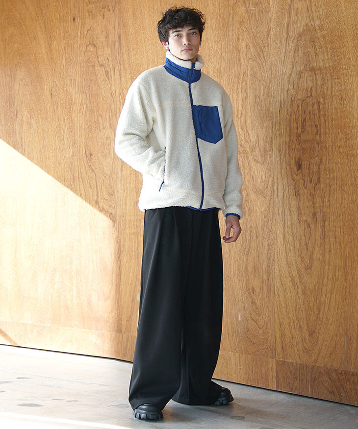 ふわっと包み込む防寒力。ボアブルゾンコーデ