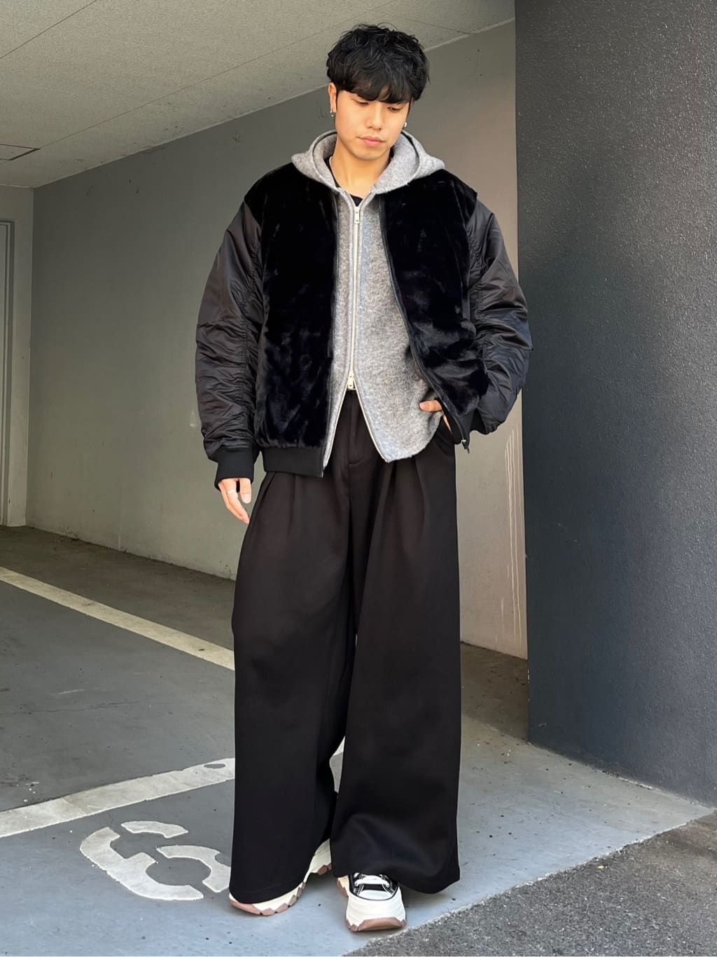 メンズピアスコーデ