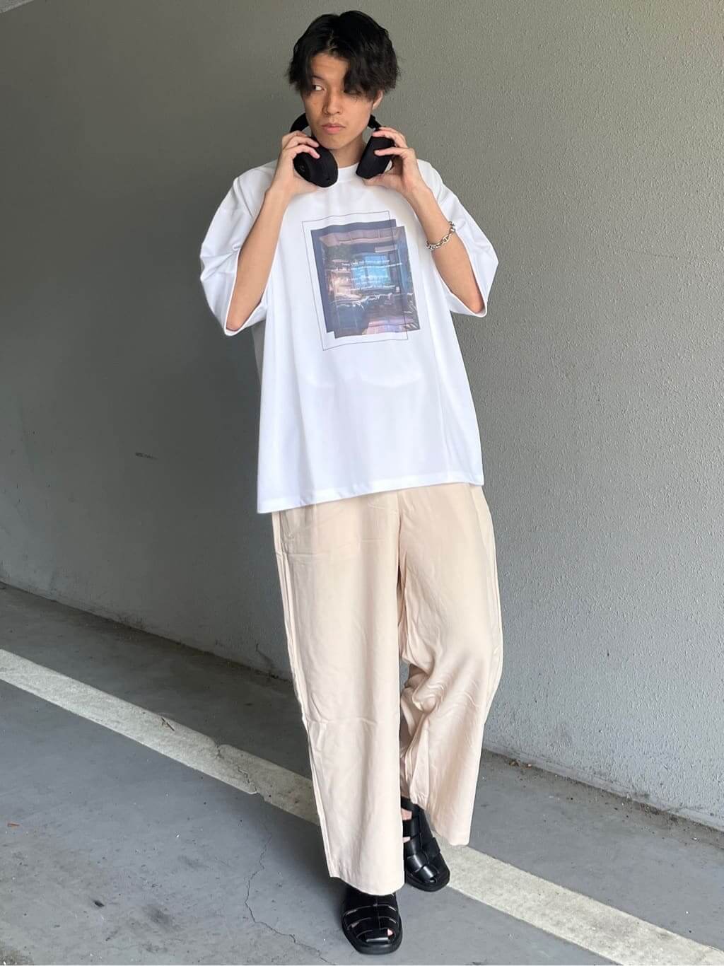 細身男子ファッションコーデ