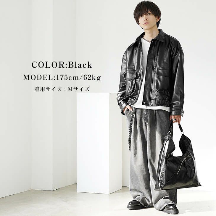 ブラックのレザージャケットを主役にしたストリートモードコーデ