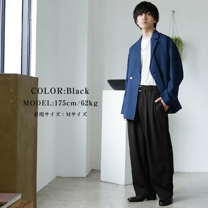 ネイビージャケットを取り入れたクラシックコーデ