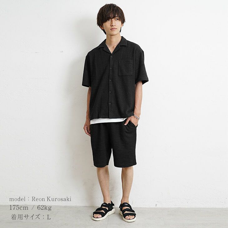 スウェットショーツ：リラックス感のあるスポーティスタイル