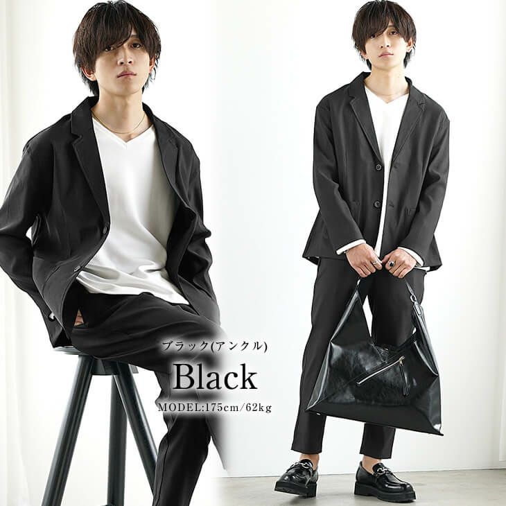 レザーショルダーバッグを主役にしたブラックセットアップコーデ