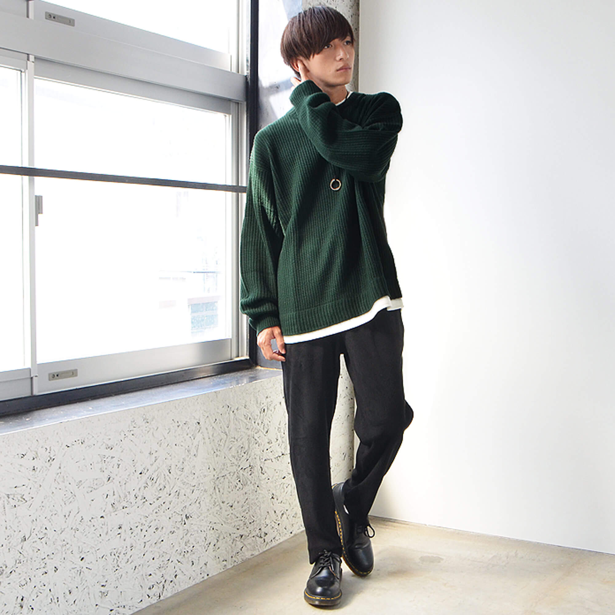 メンズにおすすめ カラーパンツを使ったおしゃれなコーデって メンズにおすすめ カラーパンツを使ったおしゃれなコーデって