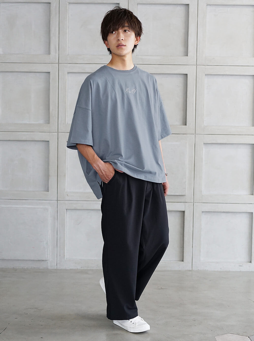 サイズのバランスを意識したコーデ