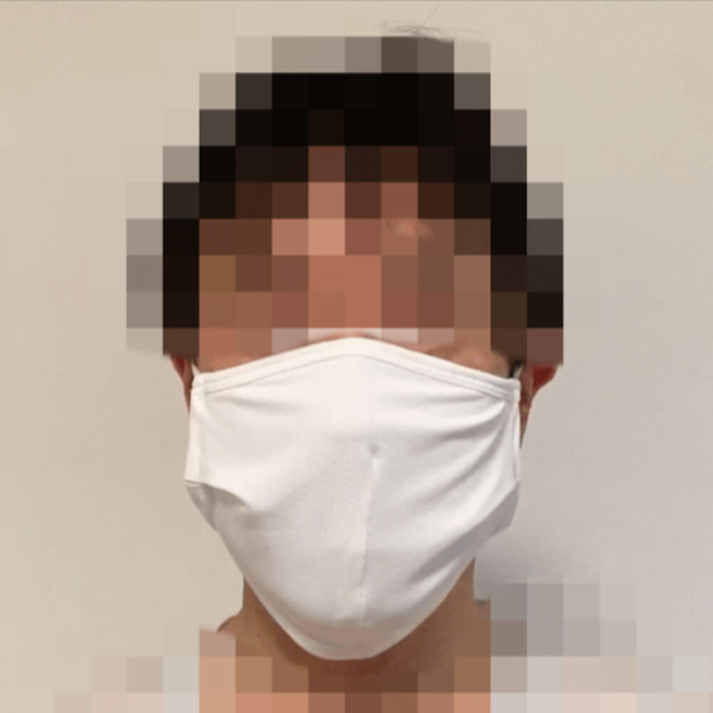 大きすぎるマスク