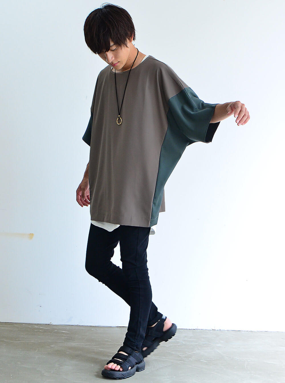 柄シャツアップ