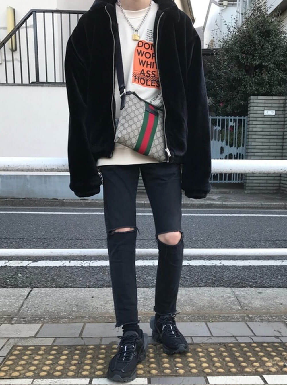 全身キメ過ぎているコーデ