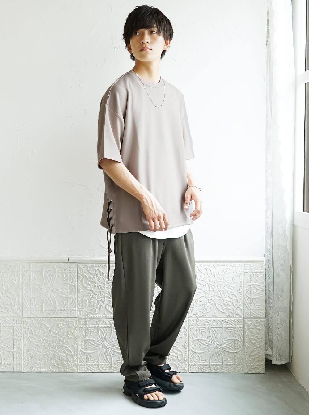 ベージュを使ったメンズコーデのトリセツ 色合わせまで完全マスター