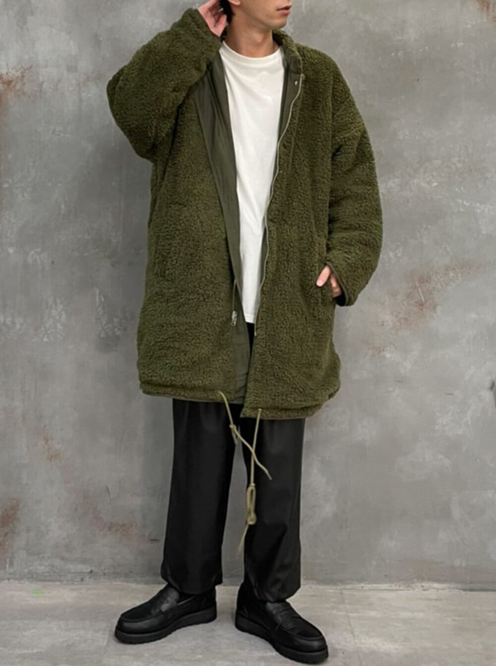 素材の組み合わせ方を考えたコーデ