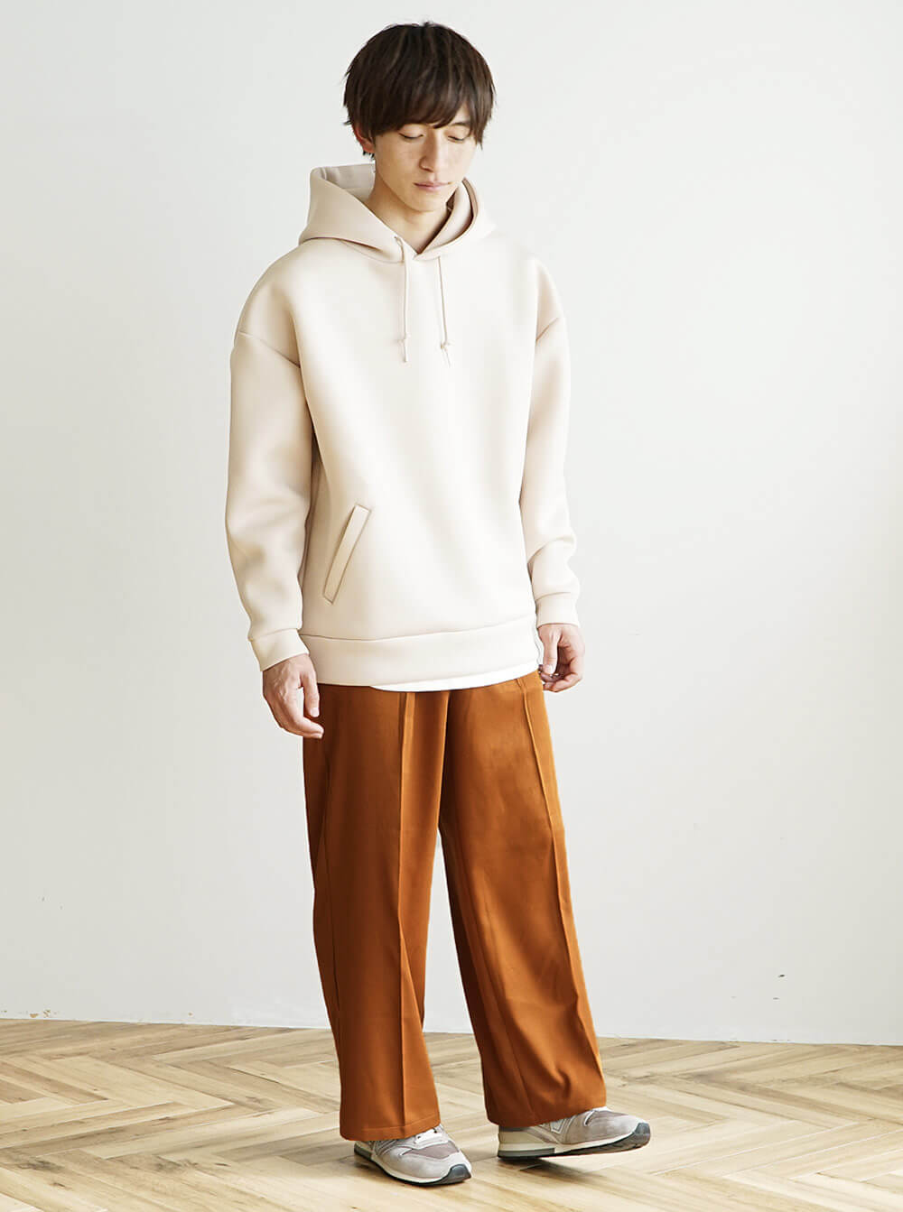 カラーパンツコーデ