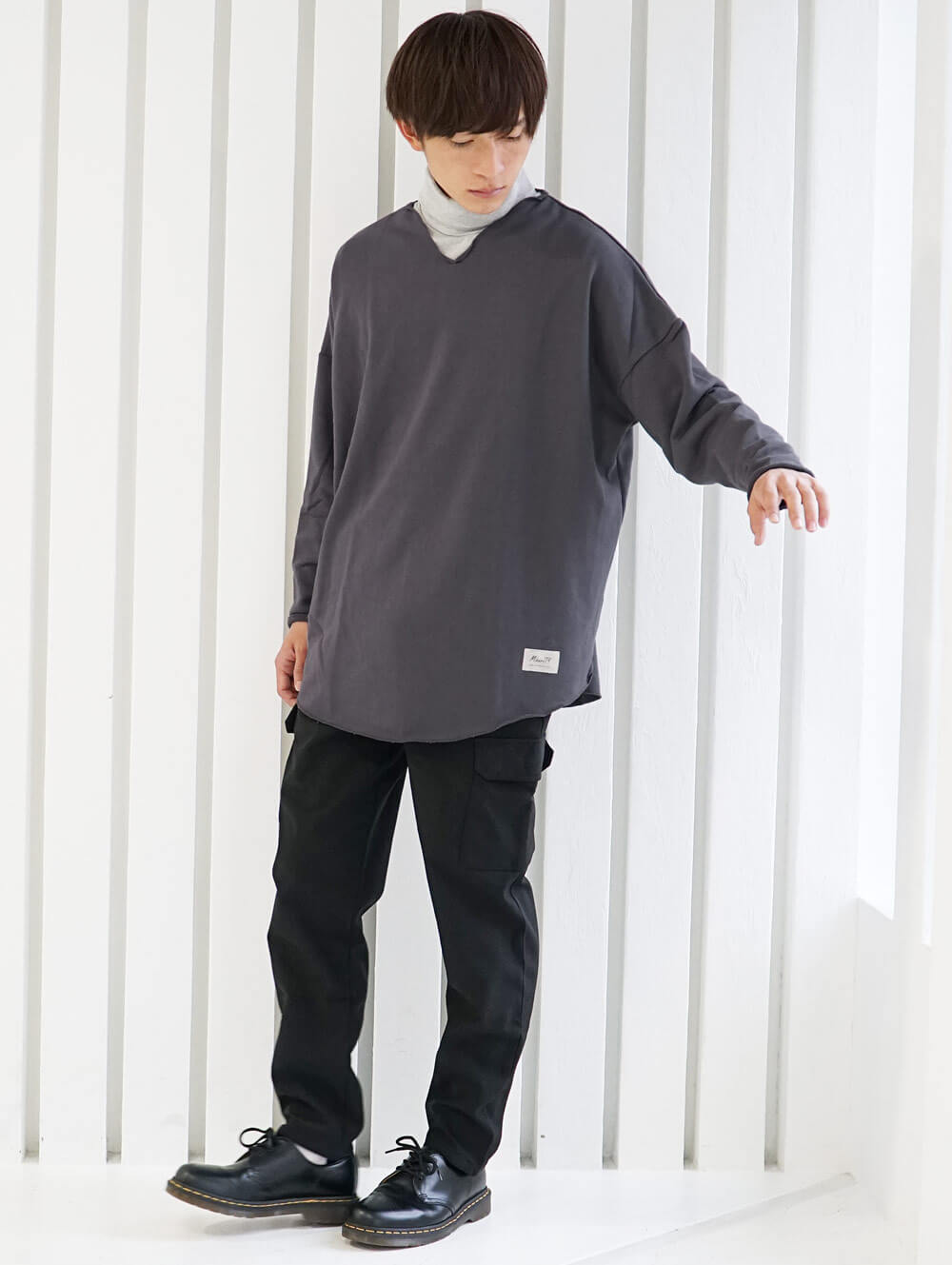 浅vトレーナーコーデ