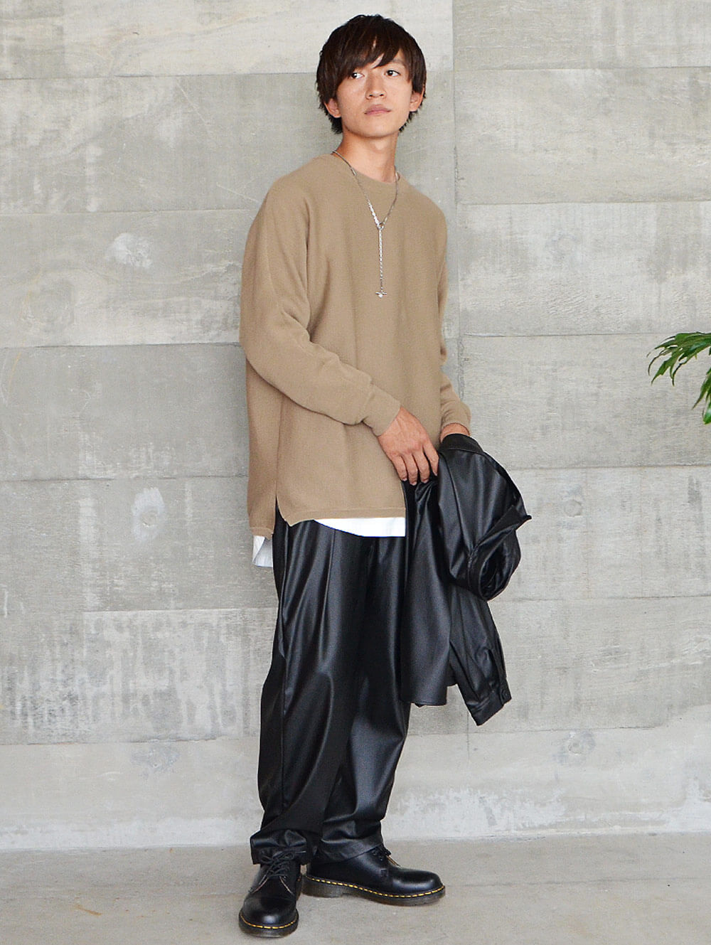 ミラノリブニットコーデ