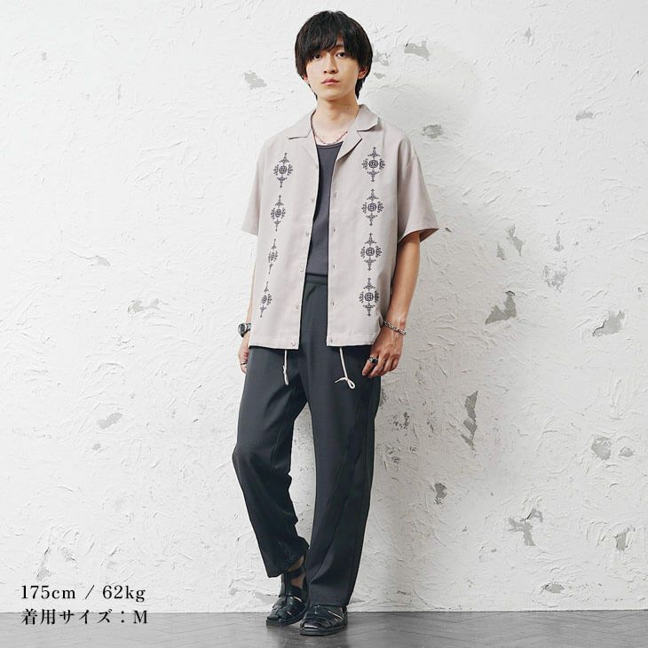 上質 レーヨン キューバシャツ 黒 木ボタン 刺繍ワンポイント ゆるだぼ 美品 セール価格】LAOTOUR ポリエステルトロピカル 刺繍 キューバ